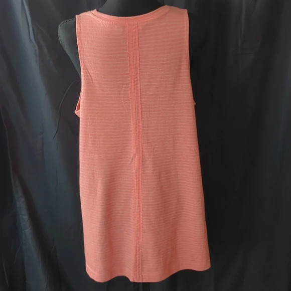 North Face Top. Large. EUC. - Picture 2 of 6